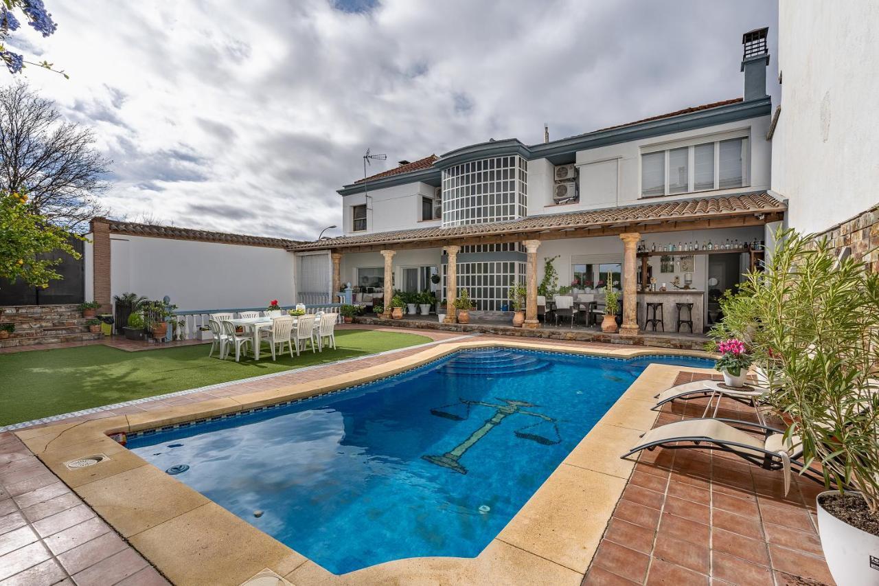 Illora Casa De Amigos La Latina Con Piscina, Chimenea Y Barbacoaヴィラ エクステリア 写真