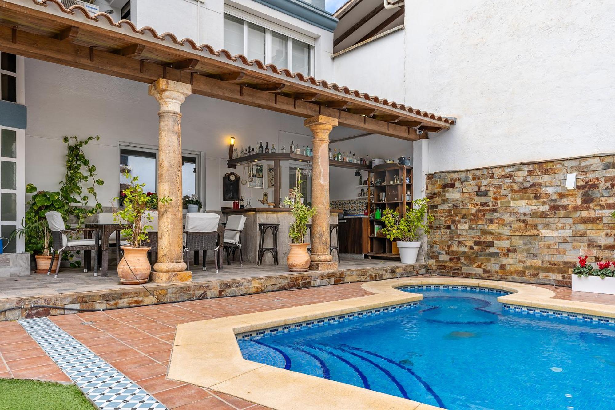 Illora Casa De Amigos La Latina Con Piscina, Chimenea Y Barbacoaヴィラ エクステリア 写真